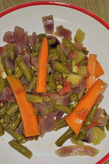 Dusená zelenina s cibuľkou