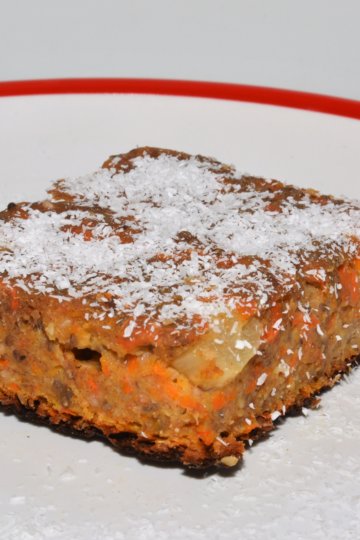 Mrkvovo ananásový koláč bez vajec