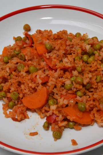 Pikantná ryža s hráškom